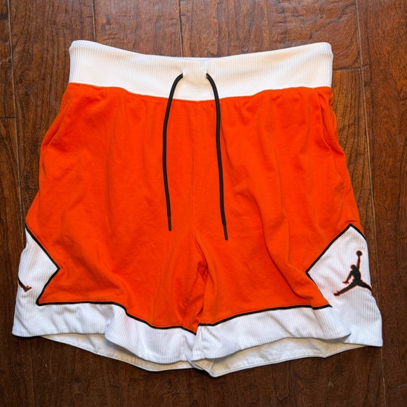 Nike Air Jordan Jumpman Orange Diamond Women’s M Basketball - Picture 4 of 11